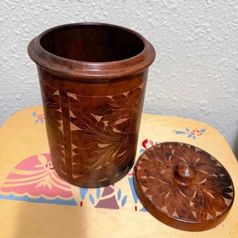 Pier 1 Handmade sasak Carved ceramic Canister with Lid Rustic Kitchen Container‎